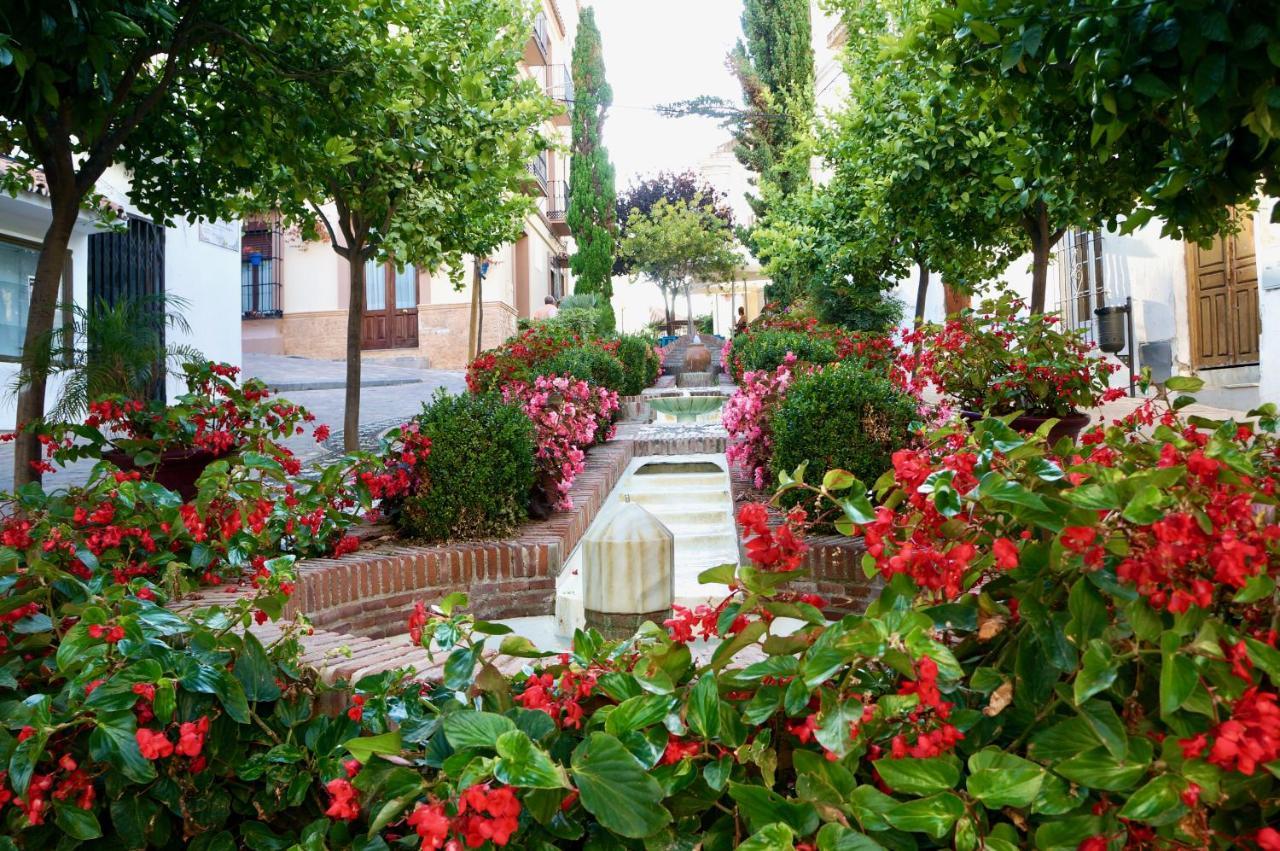 Unique Andalusian Townhouse Next To Beach Estepona Exterior photo